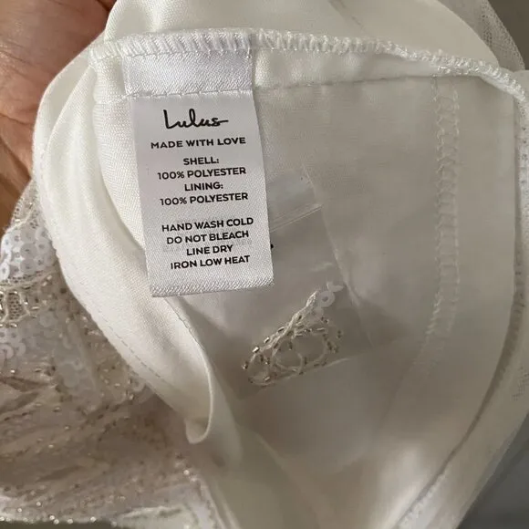 🦋 NWOT LULUS Spread Your Shine White Sequin Embroidered Bodycon Dress Small