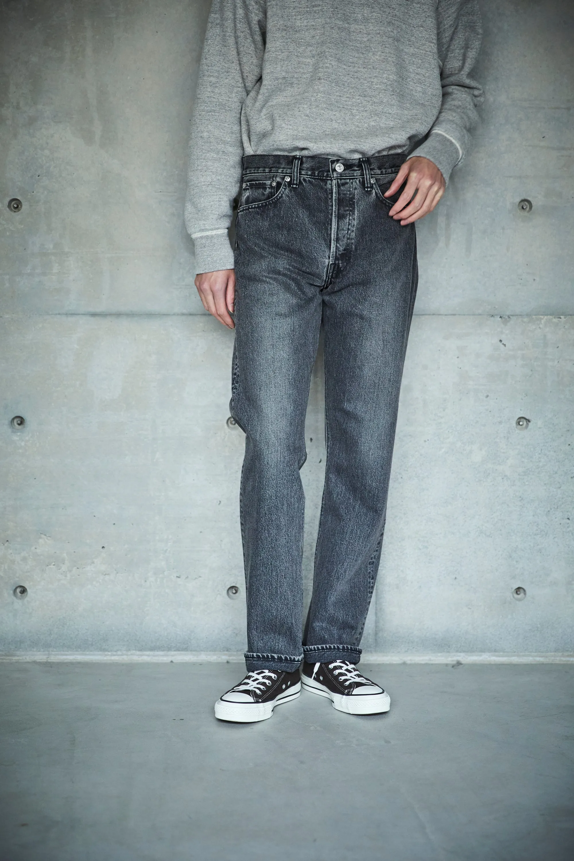 105 Standard Fit Selvedge Denim Jeans - Black Stonewash