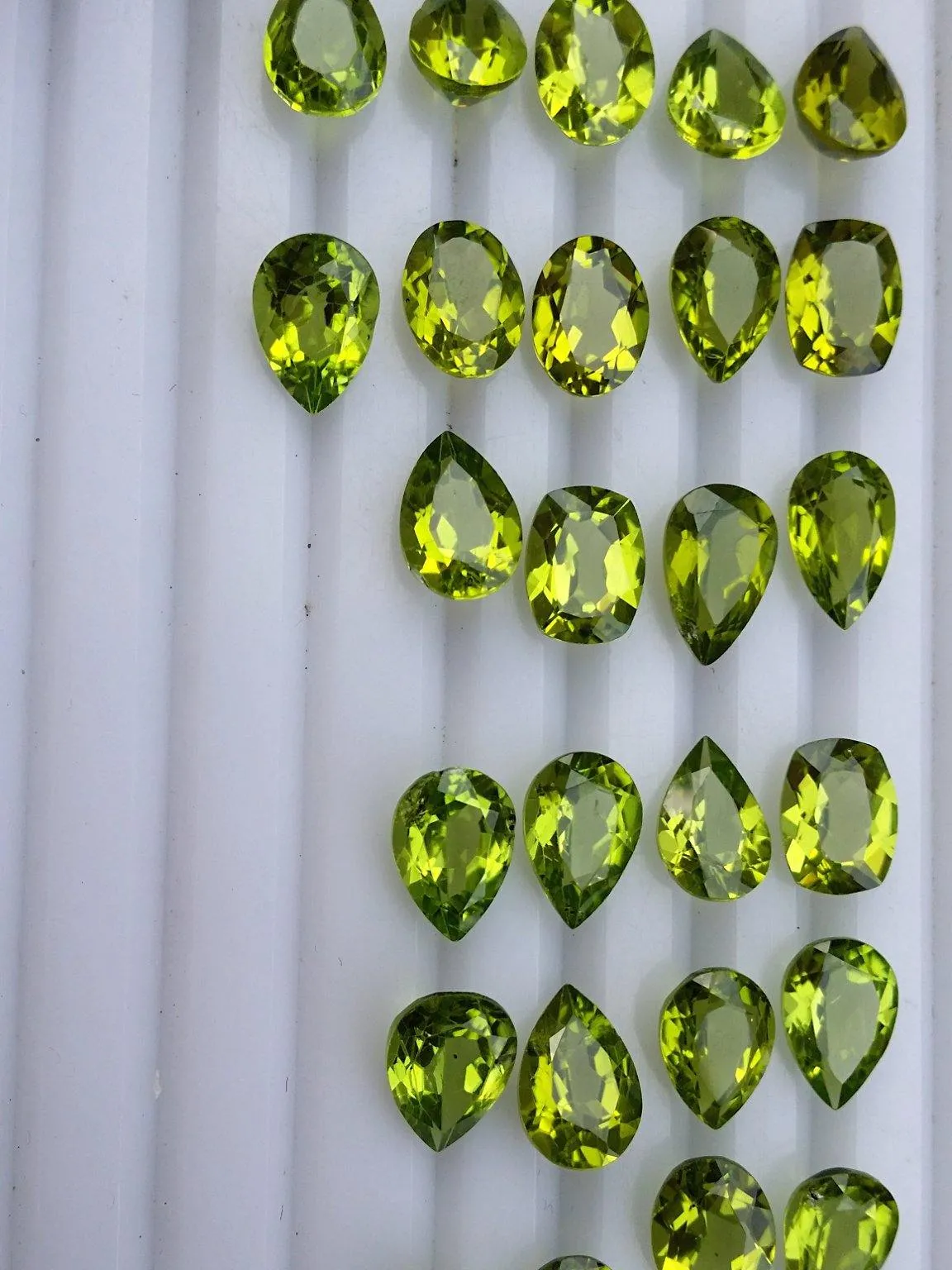 50ct Loose Peridots for Sale | Loose Peridot lot