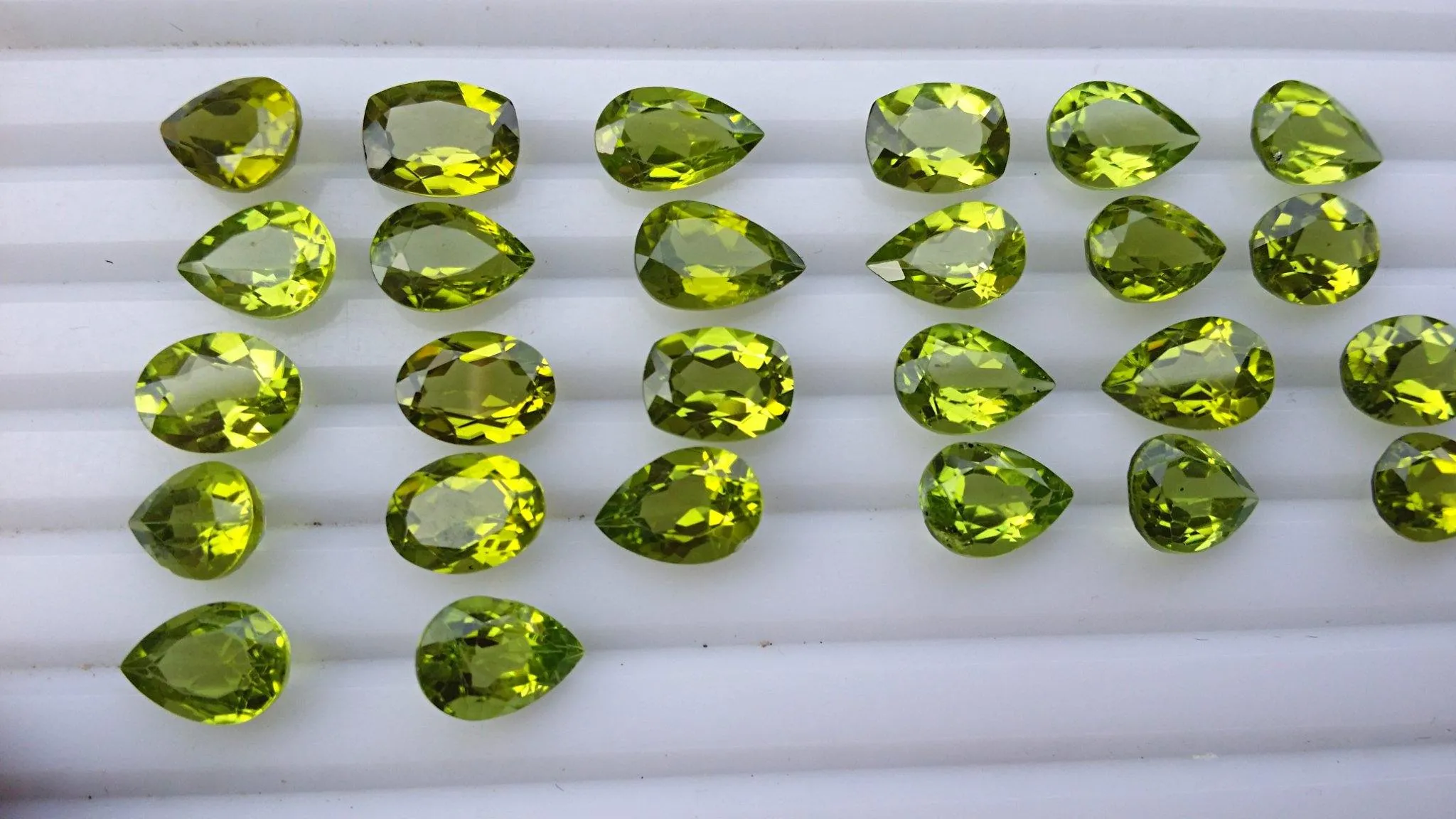 50ct Loose Peridots for Sale | Loose Peridot lot