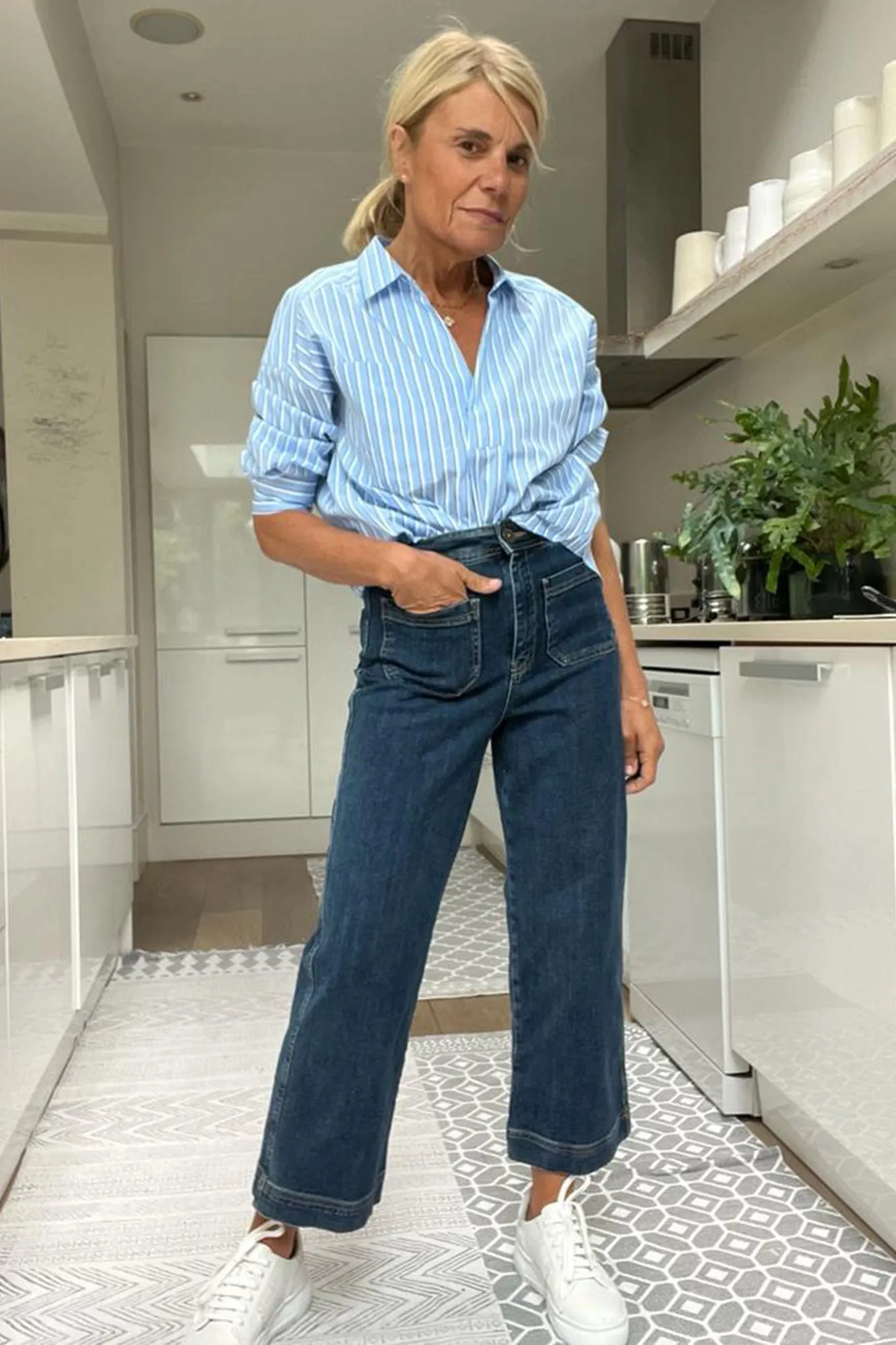 Allie Flare Cropped Jean - Rinse Wash