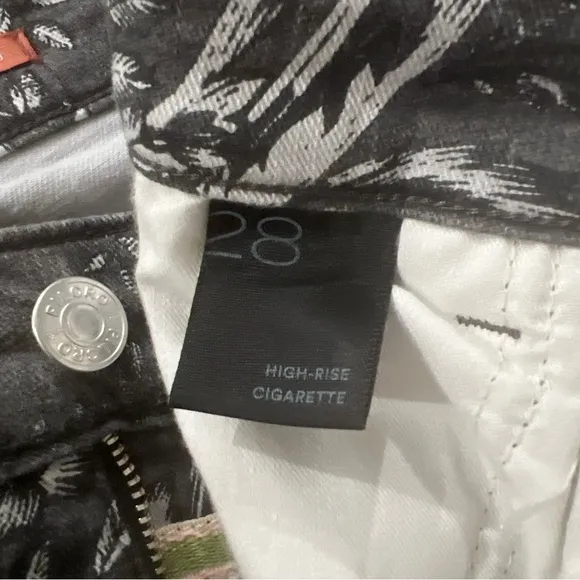 Anthropologie Pilcro The High Rise Cigarette Floral Straight Jeans Sz 28 NWOT