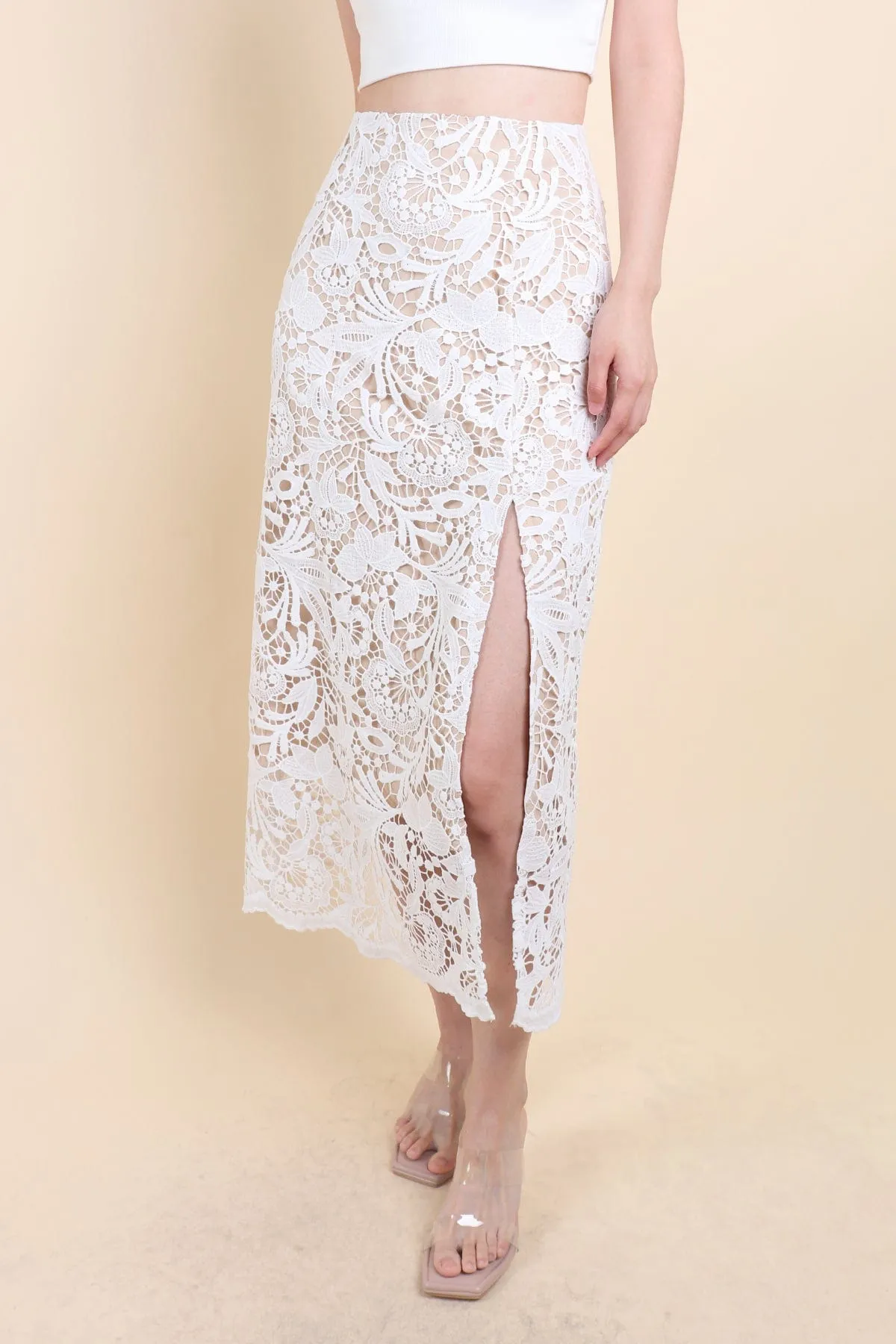 ANTOINETTE CROCHET SLIT MIDI SKIRT IN WHITE