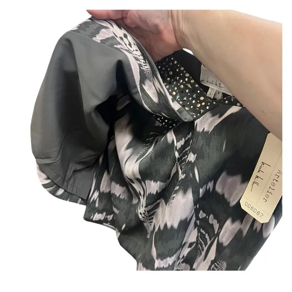 Artelier Nicole Miller 100% Silk Studded Waist Skirt NWT Size M