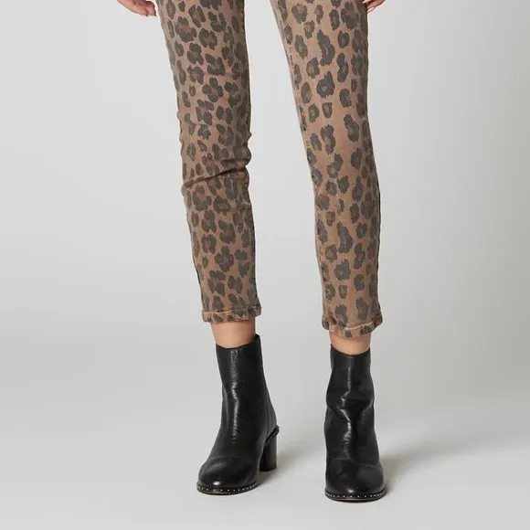 [BlankNYC] “The Reade Crop” in “Catwalk.” Size 27.