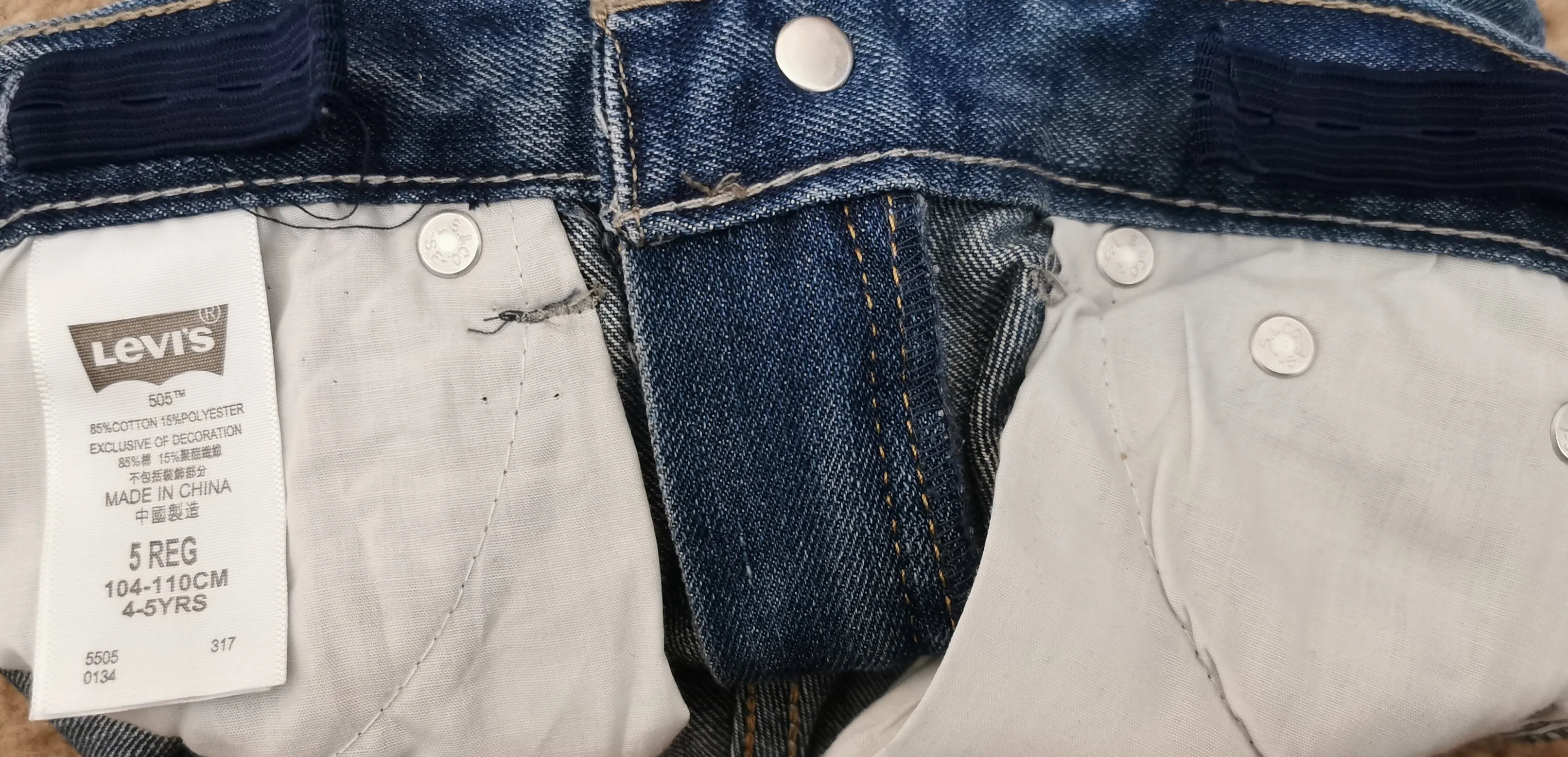 BOY SIZE 5 YEARS - LEVI'S 505, Regular Fit Jeans EUC B48