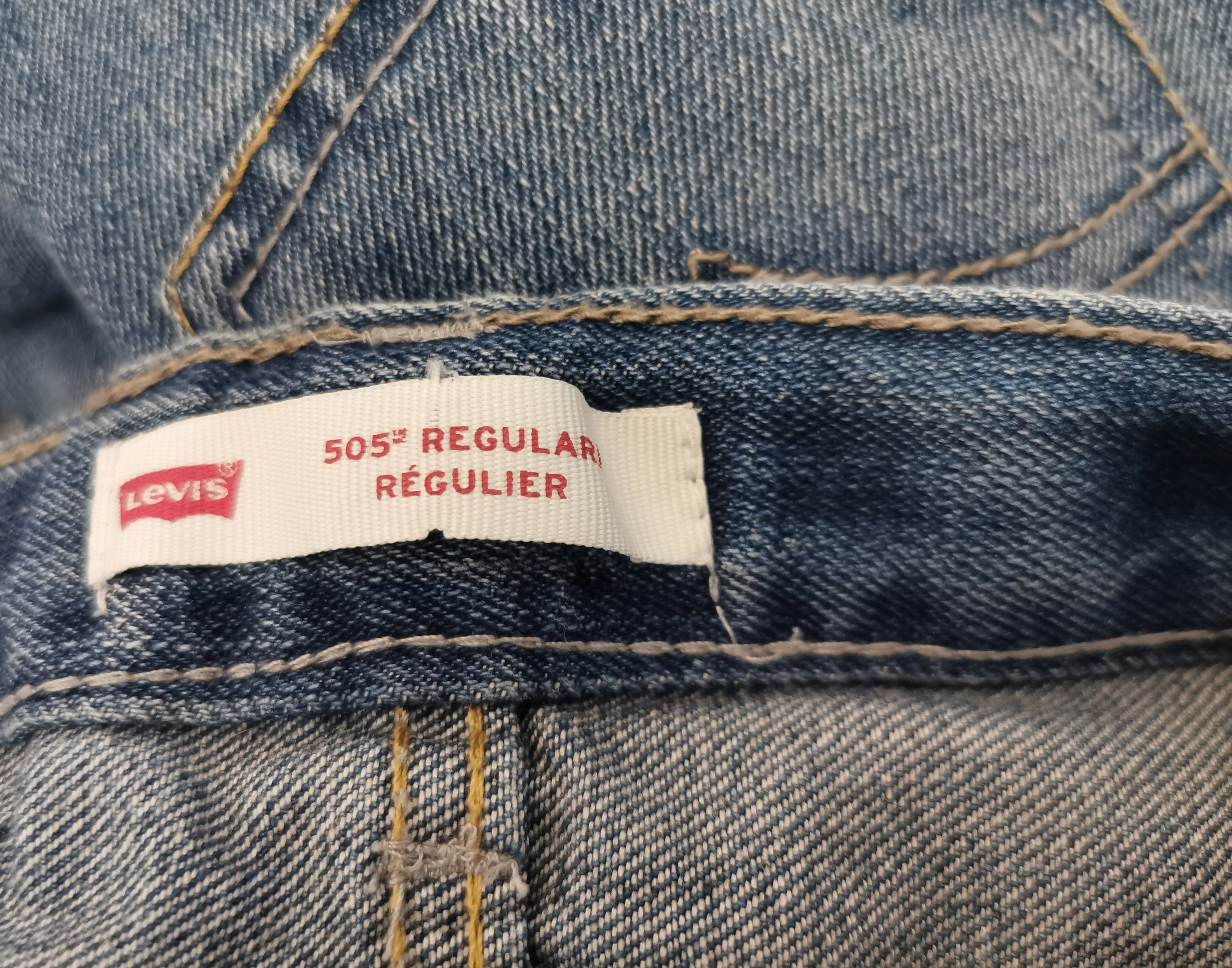 BOY SIZE 5 YEARS - LEVI'S 505, Regular Fit Jeans EUC B48