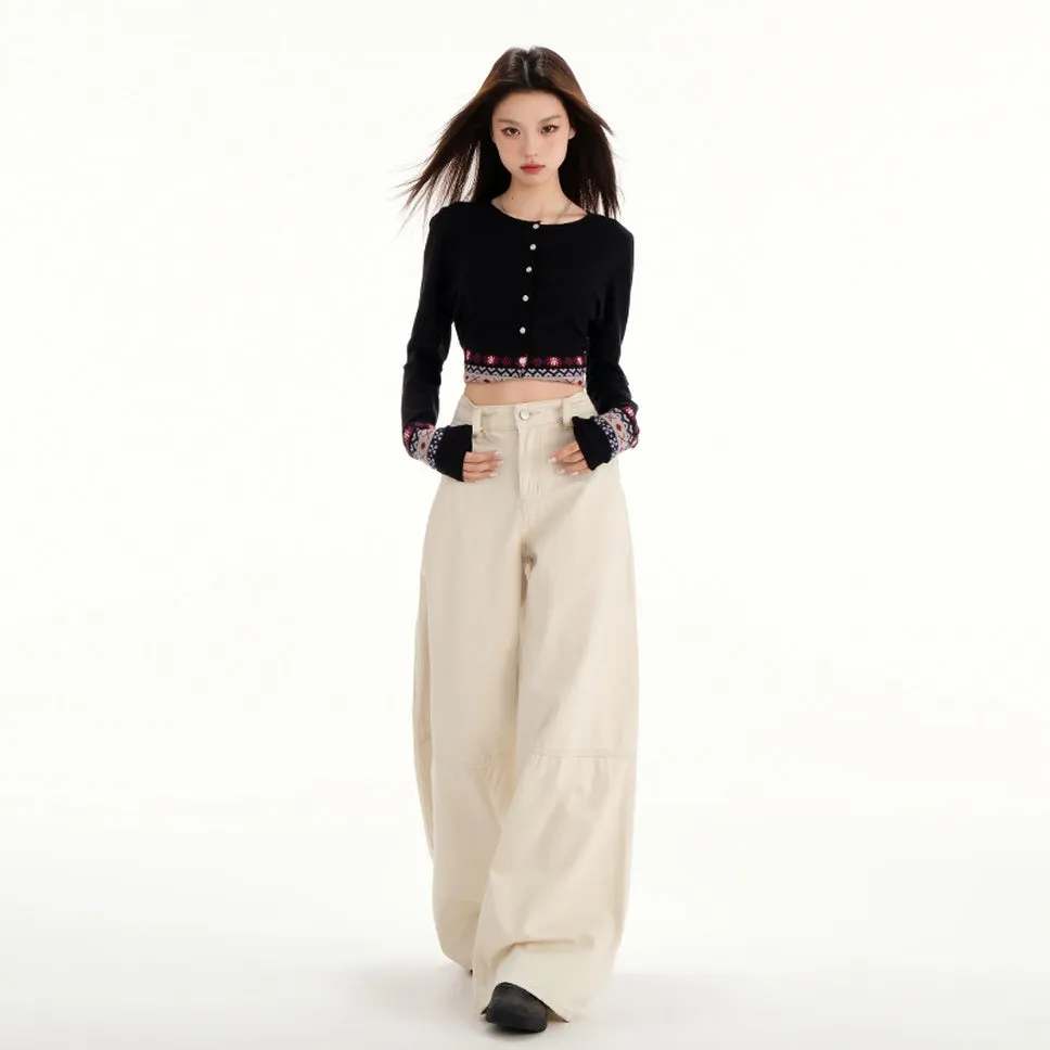 Casual Wide-Leg Jeans with a Comfortable Fit