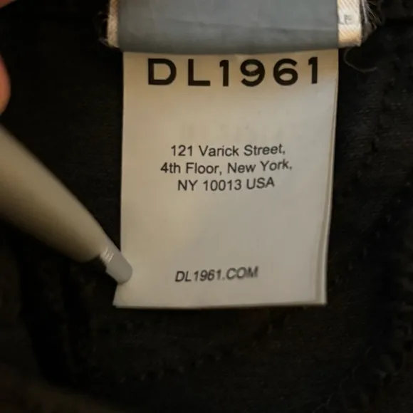DL1961 Bridget Boot High Rise Instasculpt Crop Coated Jeans Size 31