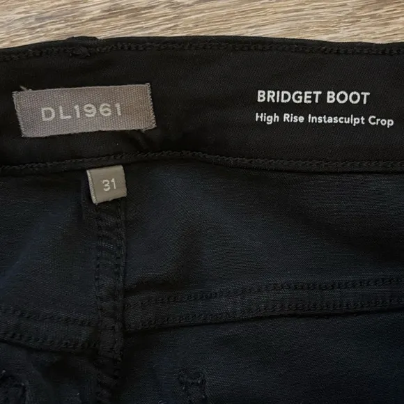 DL1961 Bridget Boot High Rise Instasculpt Crop Coated Jeans Size 31