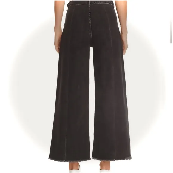 Elizabeth and James Carmine CroppedButton Fly Wide Leg Jeans Size 26. C…