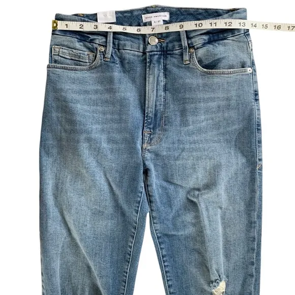GOOD AMERICAN Good Straight Jeans! Retail $149.