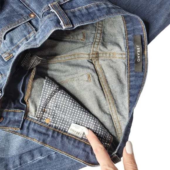 J Brand Aidan Ringer Jeans Size 28
