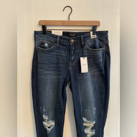 JUDY BLUE Mid Rise Skinny Fit Cuffed Raw Hem Dark Wash Denim Jeans Size 32 NWT