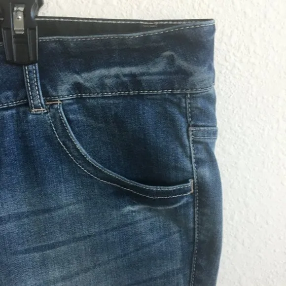 Lane Bryant Medium Wash Straight Leg Fit Jeans 26