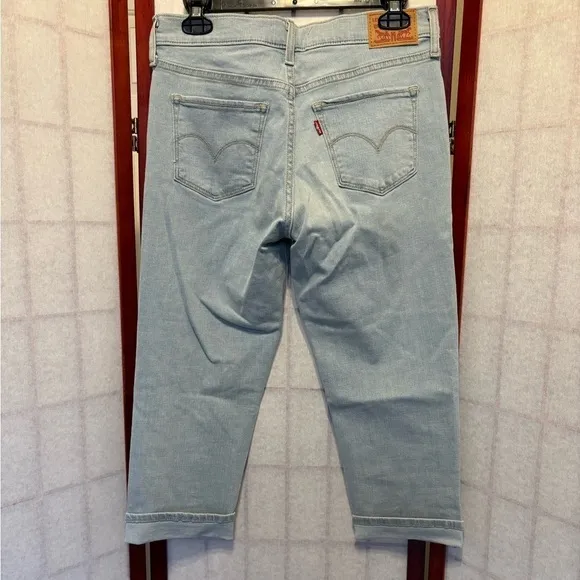Levi’s 311 Cropped Jeans - NWOT - Size 28
