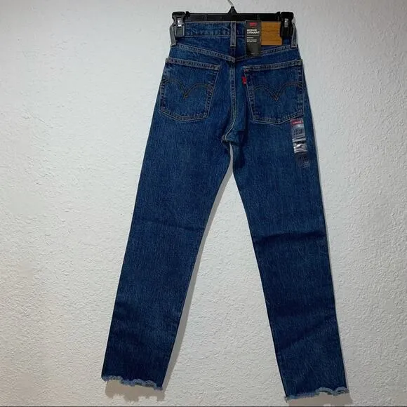 Levi’s Women’s Wedgie Straight Fit Jean Below The Belt Medium Wash Raw Hem