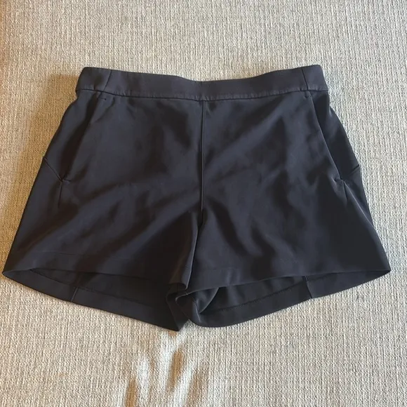 Lululemon Softstreme Relaxed Short 4&quot;Black