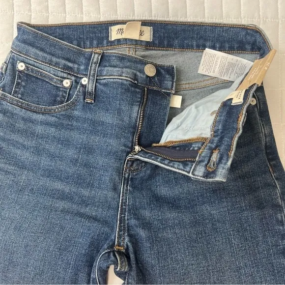 Madewell Kick Out Crop Jeans in Arlen Wash Size 26 NWT