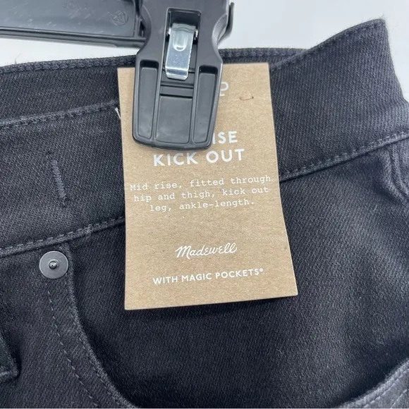 Madewell Mid Rise Kick Out Crop Jeans Women's Size 33P NWT Black
