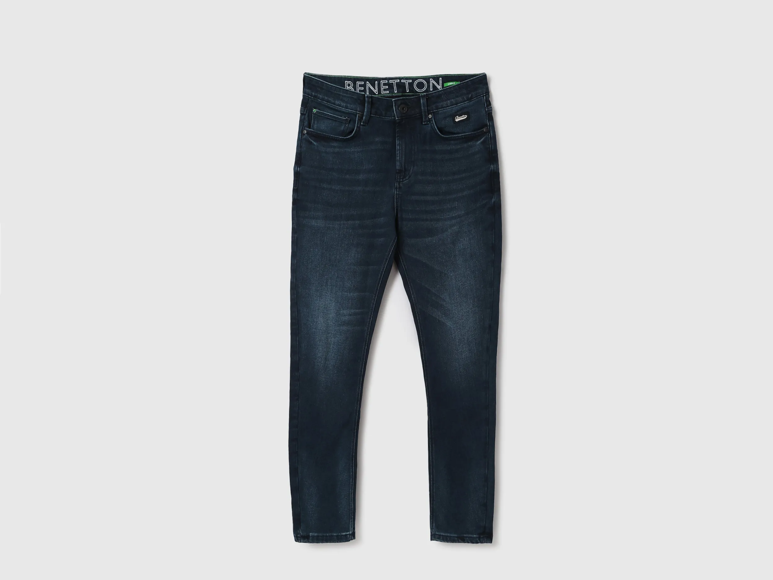 Men Solid Carrot Fit Jeans