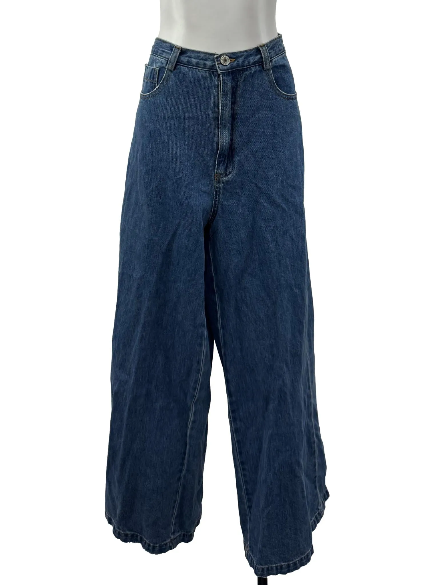 Mid Wash Wide Leg Cropped Jeans