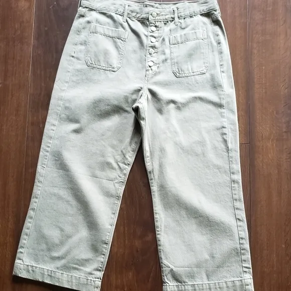 NEW! AMERICAN EAGLE High Rise Crop Denim Jeans 16.
