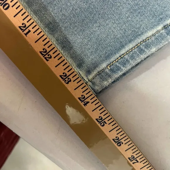 NWT Judy Blue Straight Crop High Waisted Jeans Size 25