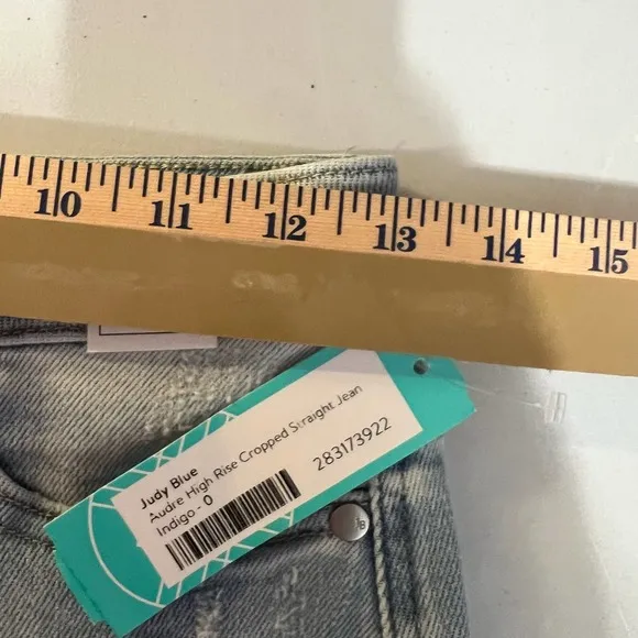 NWT Judy Blue Straight Crop High Waisted Jeans Size 25