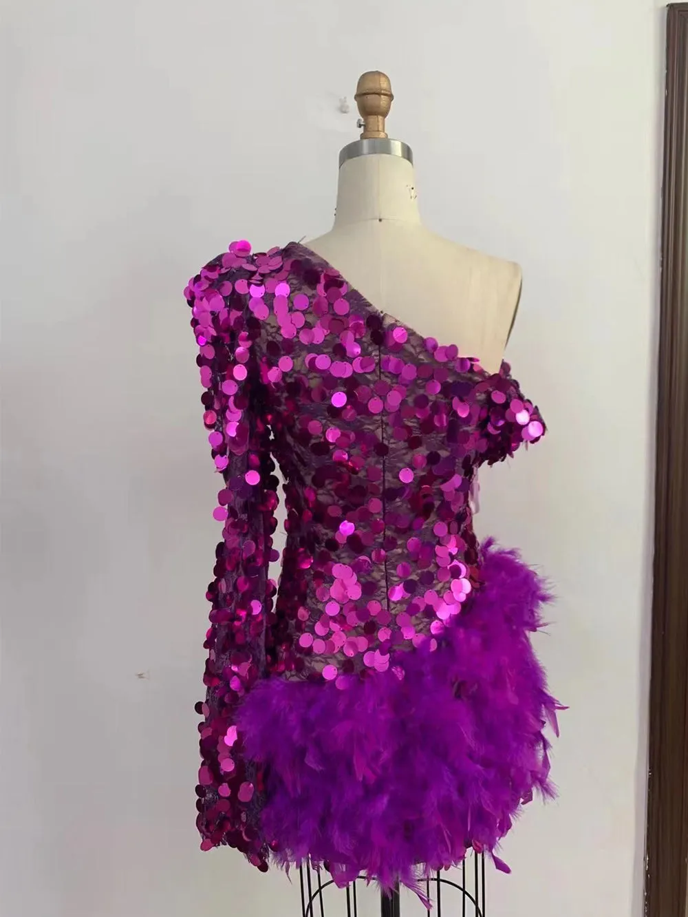 One Shoulder Long Sleeve Feather Mini Bodycon Dress HT862