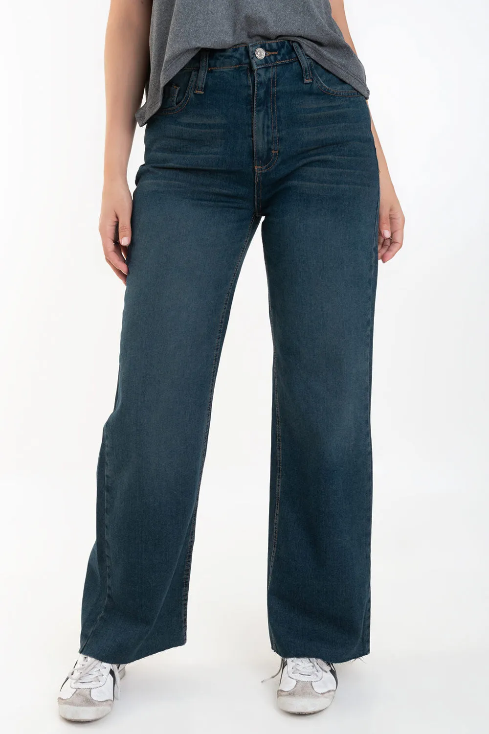 Pantalón de denim con rotos fit recto
