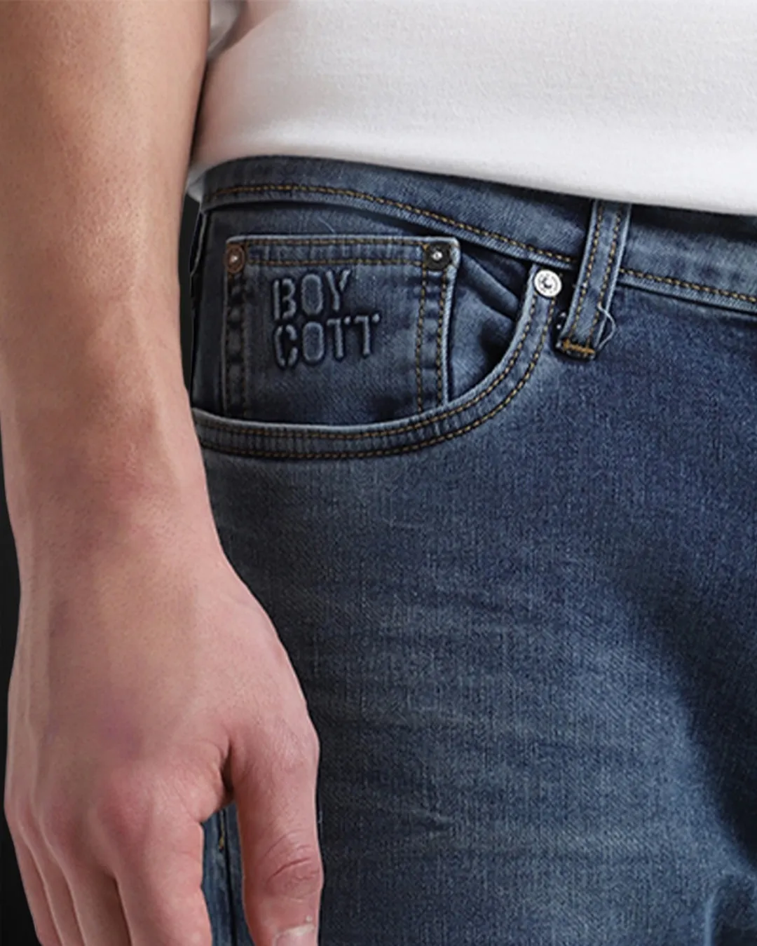 SLIM FIT JEANS