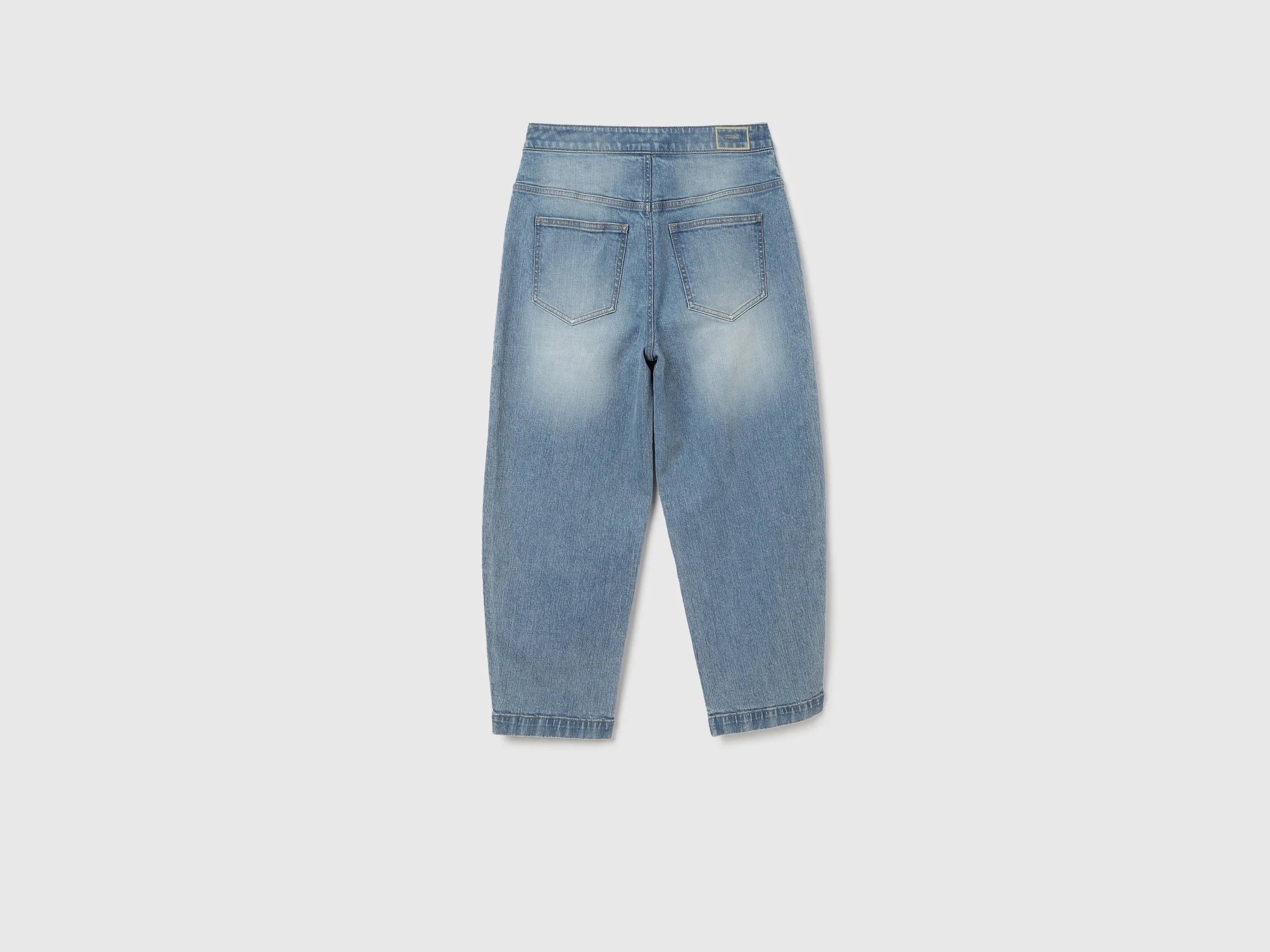 Solid Regular Fit Jeans