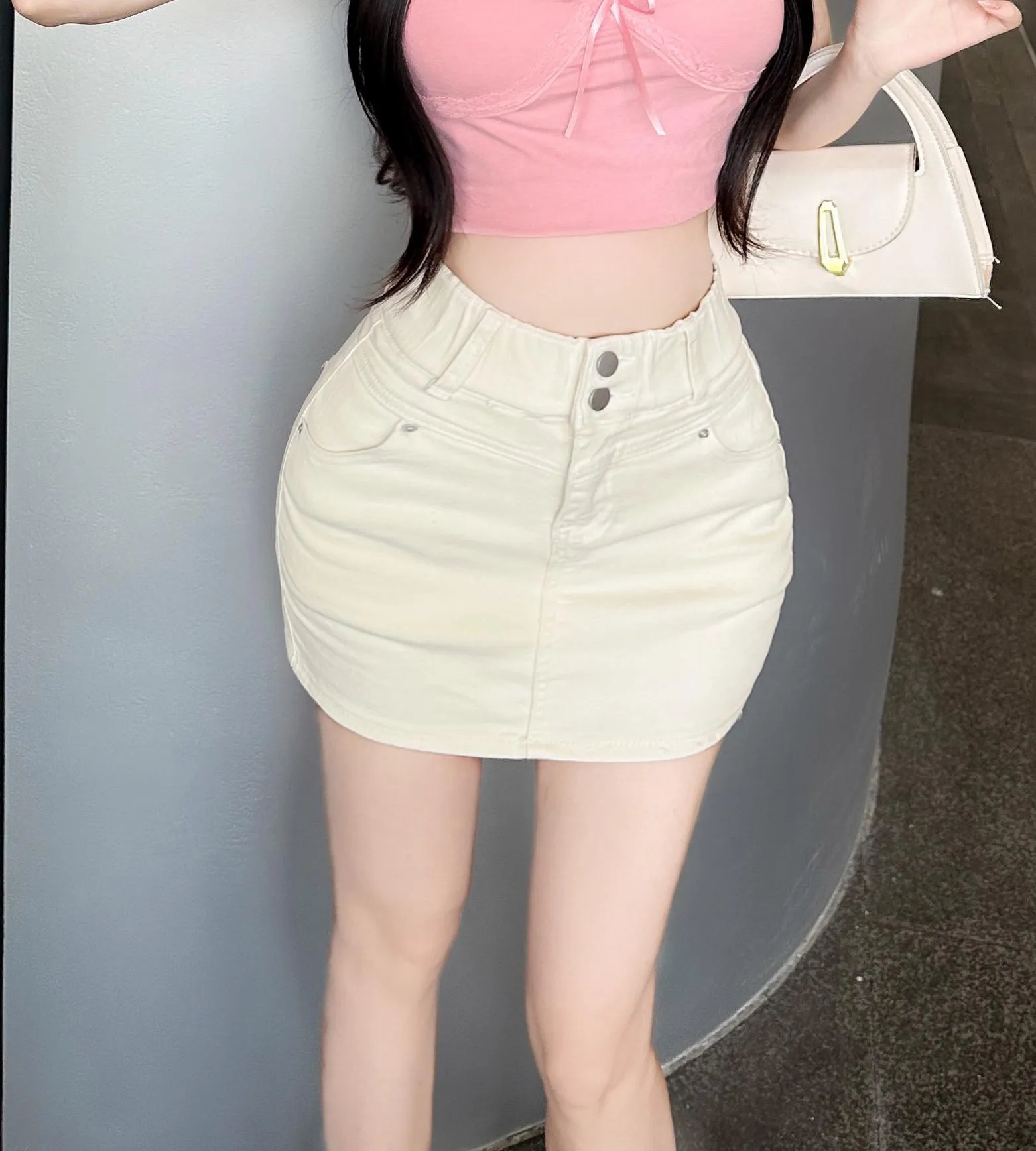 Stunning Lace Trim Bodycon Skirt for a Flattering Women's Silhouette