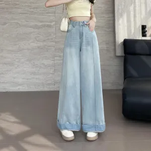 Stylish Loose-Fit Ankle Cut Jeans with a Straight-Leg Design