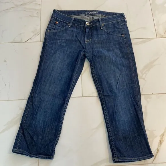 Sz 27 medium Wash Hudson Jeans cropped
