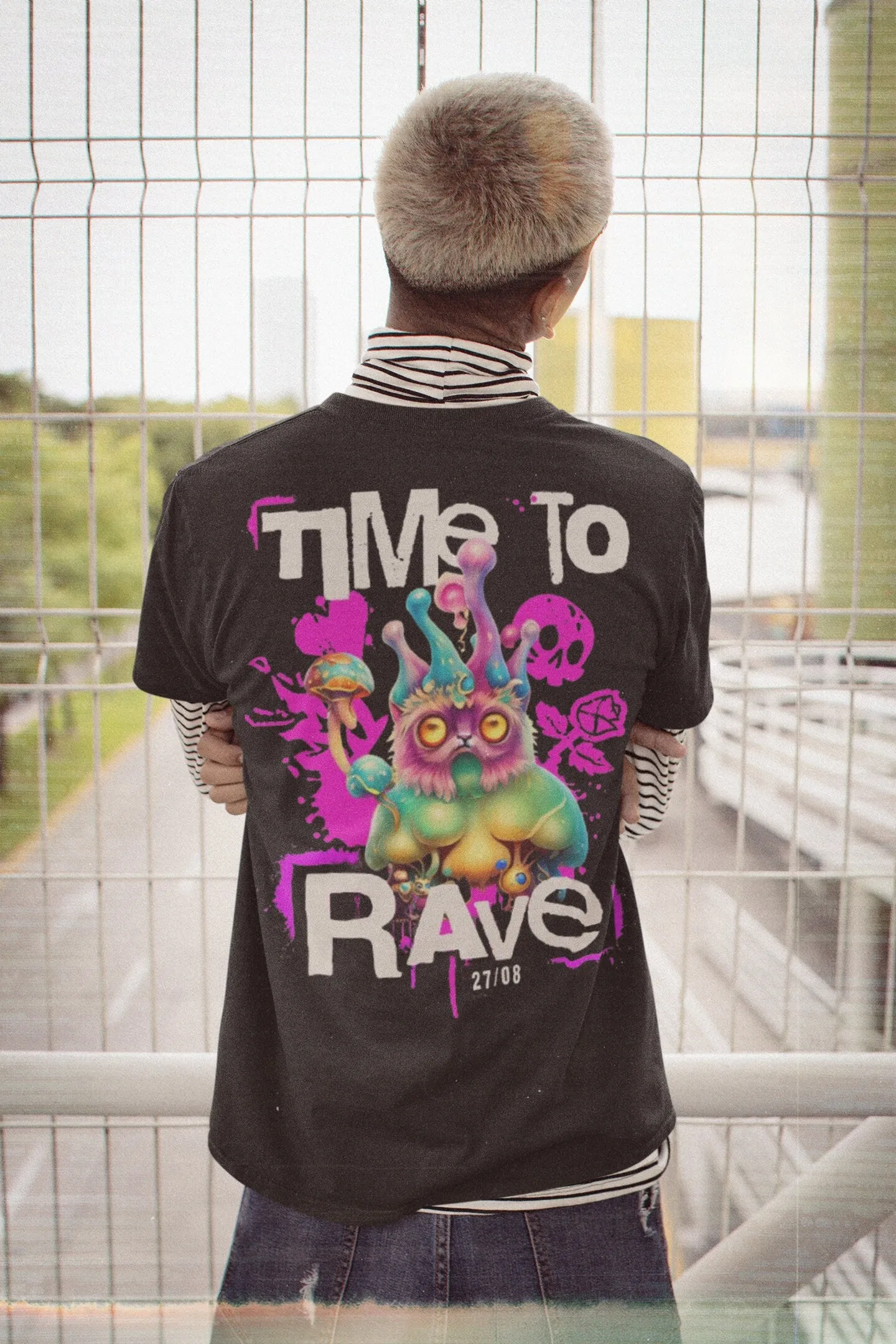 Techno T-Shirt | Time to Rave Organism