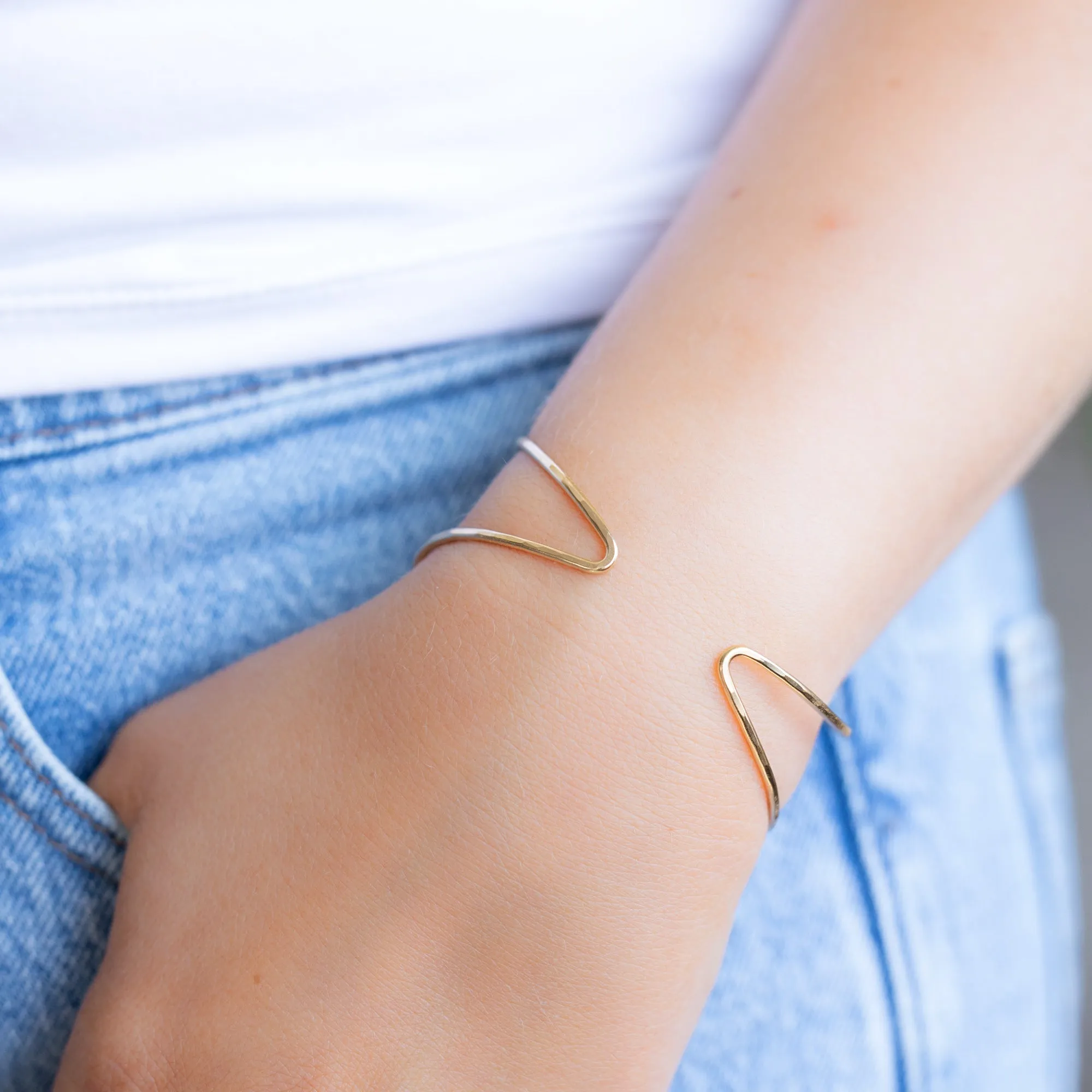 The Arrow Cuff Bracelet | Yellow Gold Filled