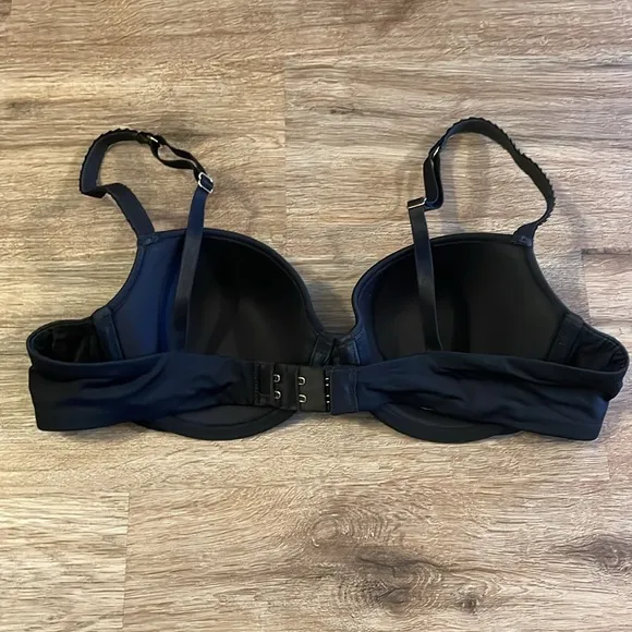ThirdLove 24/7 Classic Smooth Black T-Shirt Bra with Pleated Straps
