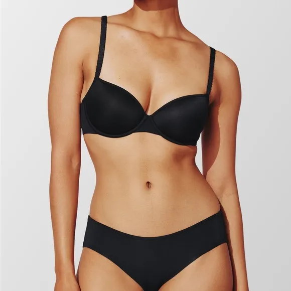 ThirdLove 24/7 Classic Smooth Black T-Shirt Bra with Pleated Straps