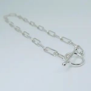 Toggle Chain Choker Necklace