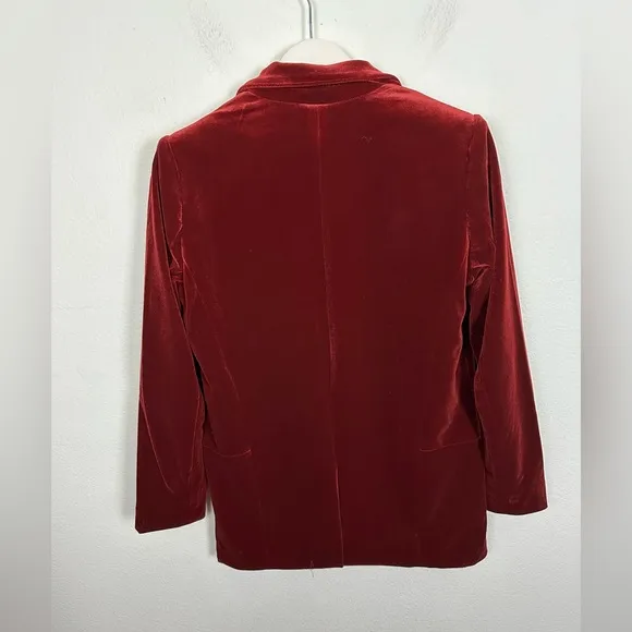 White House Black Market Red Countess Velvet Relaxed Blazigan Size 4 Petite NEW