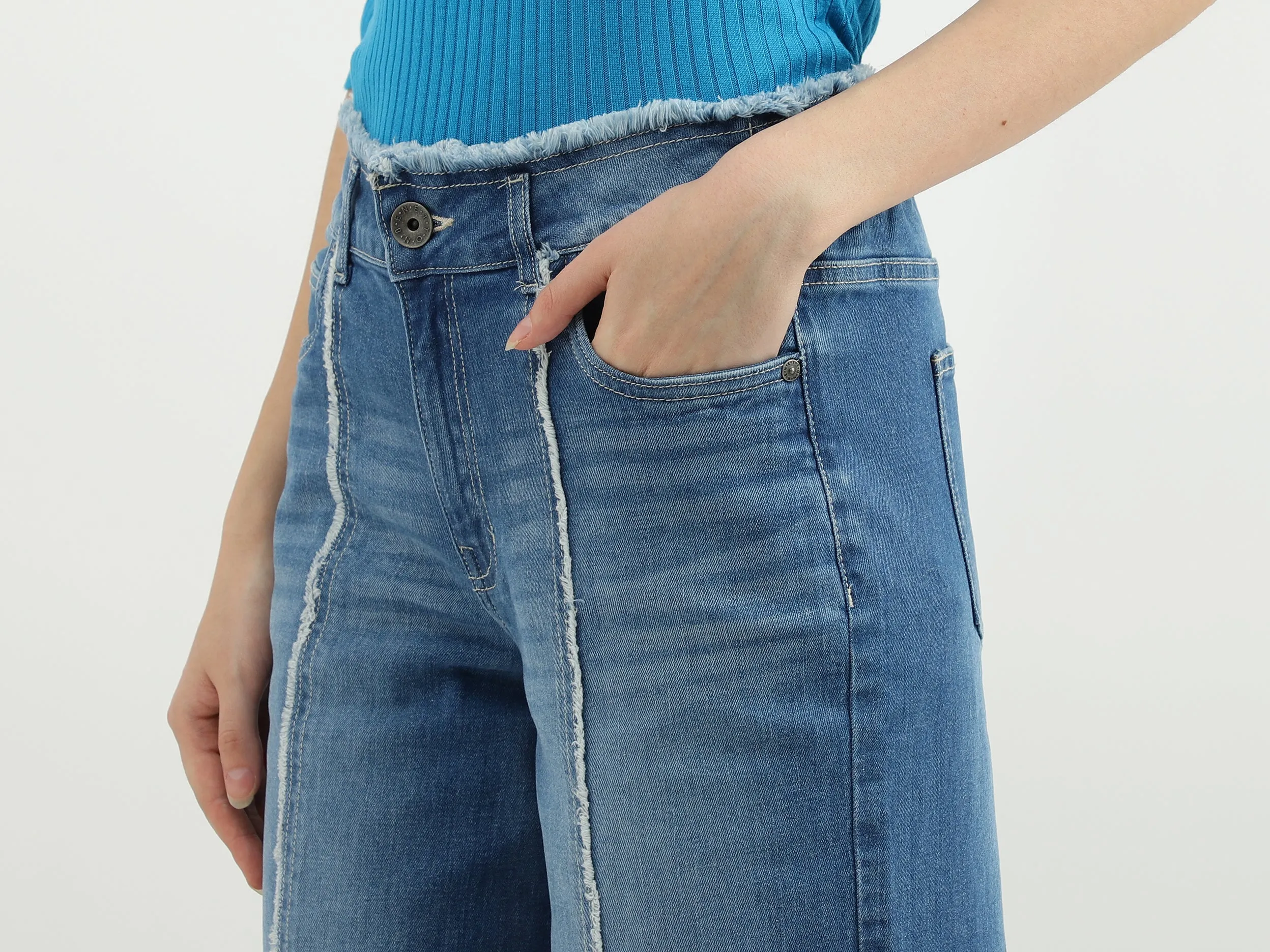 Women Solid Wide Leg Jeans