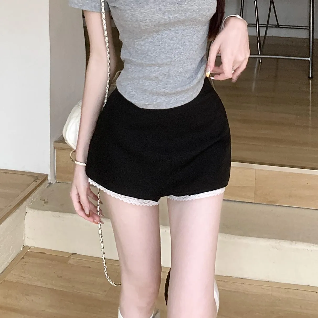 Women's Fitted Solid Color Skirt with Elegant Lace Trim