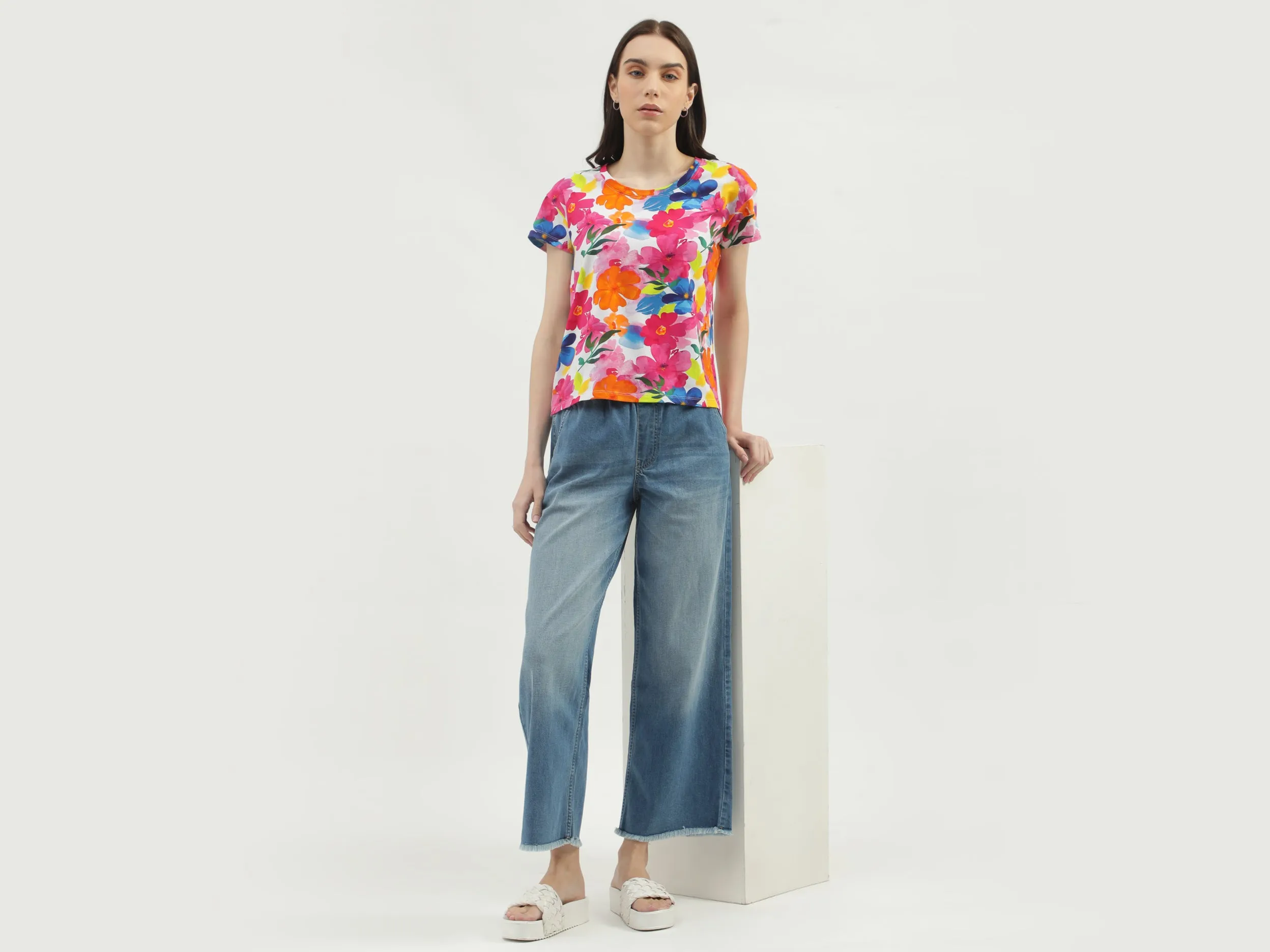 Women's Solid Regular Fit Jeans